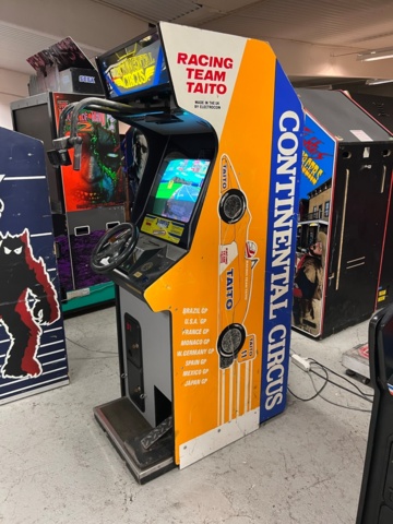 895472-2 Arcade Taito Continental Circus with 3d glasses