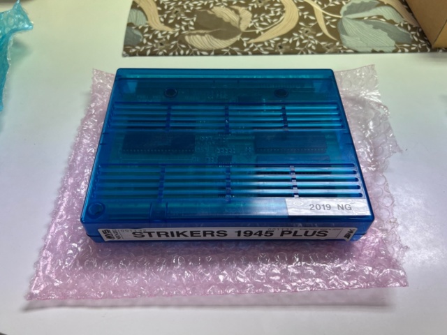 895517-1 Neo Geo MVS Strikers 1945 plus