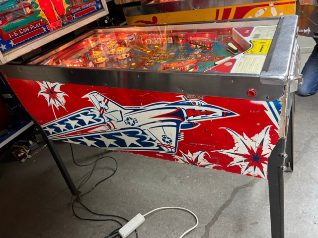 895482-4 Pinball Bally The Six Million Dollar Man -1978