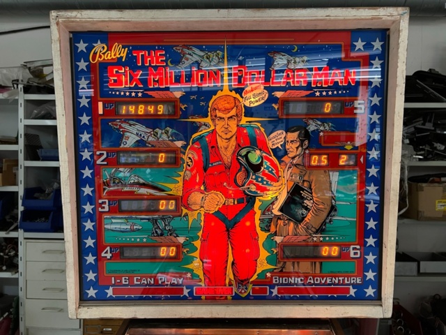 895482-7 Pinball Bally The Six Million Dollar Man -1978