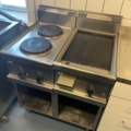 907957-2 Frying table and stove on stand Metos 40-SEFT-CE
