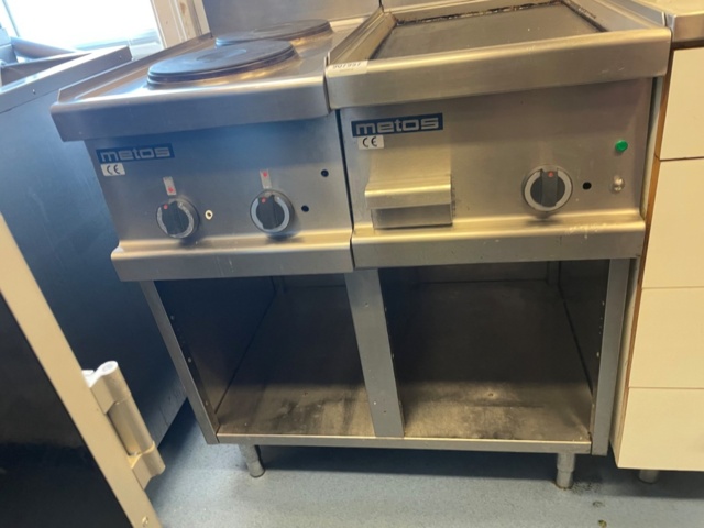 907957-6 Frying table and stove on stand Metos 40-SEFT-CE