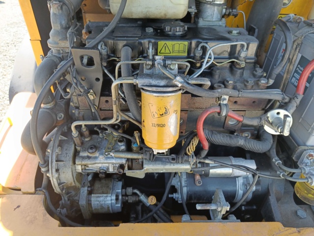 889103-47 Wheel loader JCB 407B ZX -2003