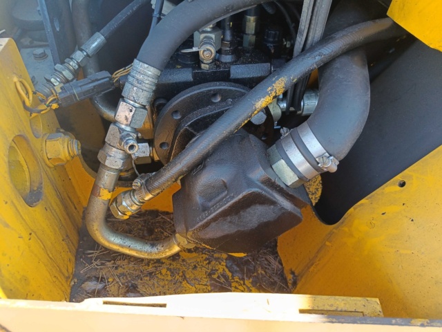 889103-57 Wheel loader JCB 407B ZX -2003