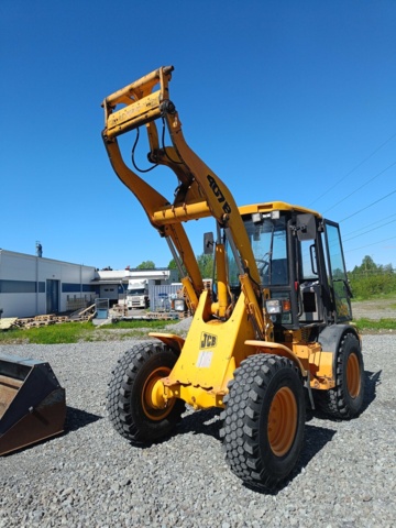 889103-75 Wheel loader JCB 407B ZX -2003