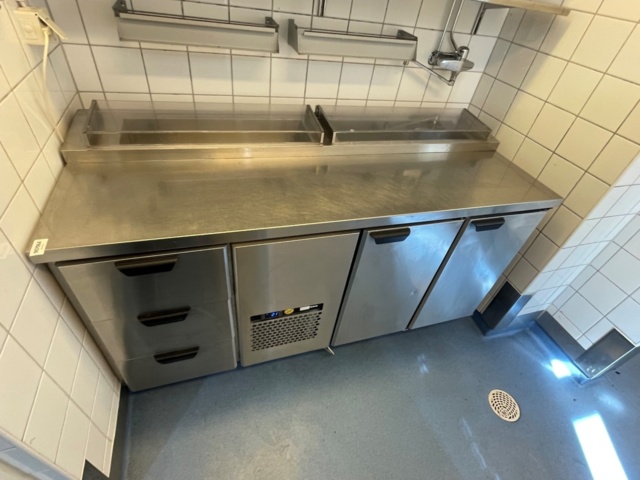 907964-1 Cooling bench Porkka Cold Line 1660 MM