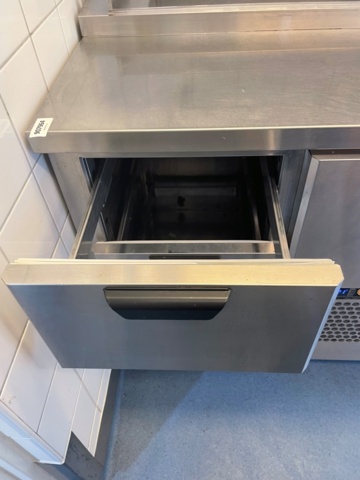 907964-9 Cooling bench Porkka Cold Line 1660 MM