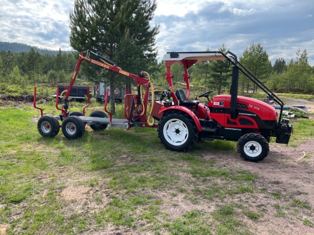 896774-1 Skogsmaskin  DF 304 +Kranman T3500  timmervagn 30-50 kran