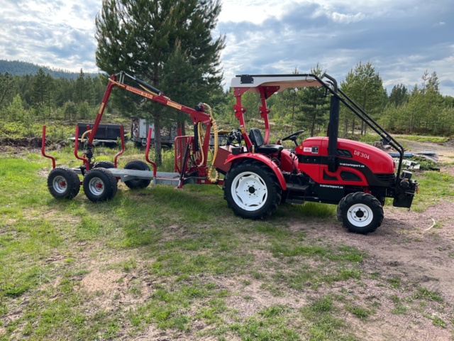 896774-2 Skogsmaskin  DF 304 +Kranman T3500  timmervagn 30-50 kran
