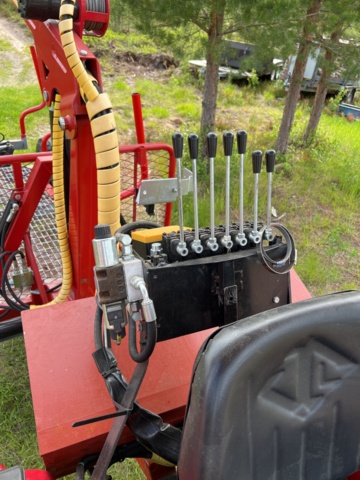 896774-29 Skogsmaskin  DF 304 +Kranman T3500  timmervagn 30-50 kran