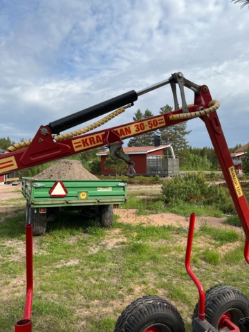 896774-33 Skogsmaskin  DF 304 +Kranman T3500  timmervagn 30-50 kran