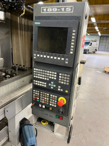 916907-13 Chiron FZ 18L CNC Multipurpose 2001