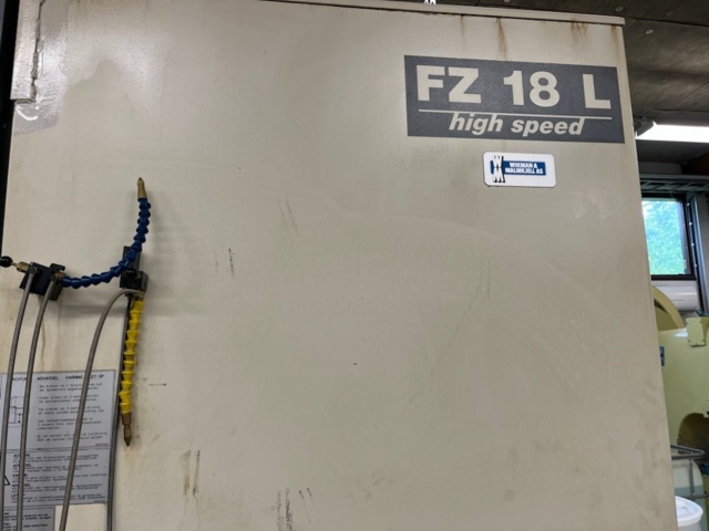 916907-15 Chiron FZ 18L CNC Multipurpose 2001