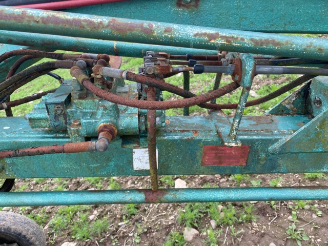 833995-9 Aerial Access Platform Lift