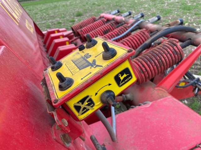 833999-7 Cutting truck Taarup 1030