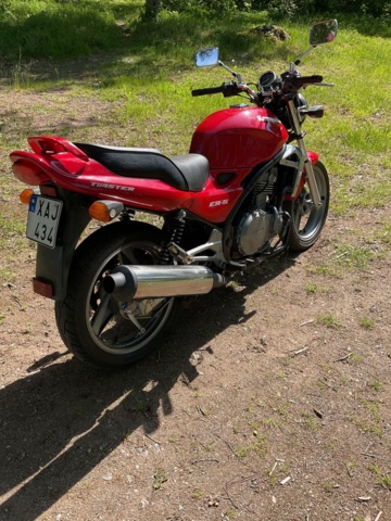 886748-8 Kawasaki ER-500 Twister - 1998