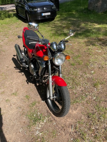 886748-9 Kawasaki ER-500 Twister - 1998