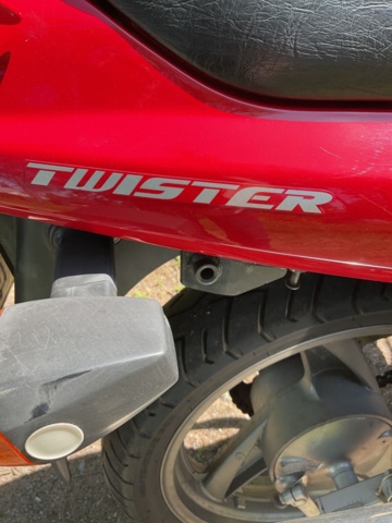 886748-22 Kawasaki ER-500 Twister - 1998