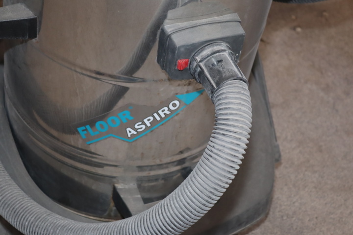 916942-3 Industrial vacuum cleaner dry & wet Floor 740 CSAB IPX4 NP 9500, -