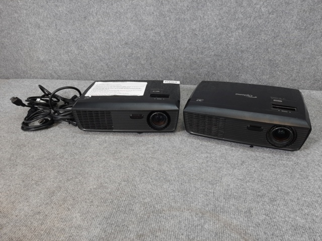 868364-10 Projectors x2 - Optoma DLP (C2E)