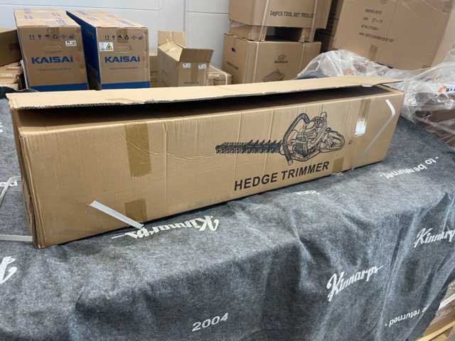 883274-2 Hedge trimmer petrol-powered 25.4 cc HT230