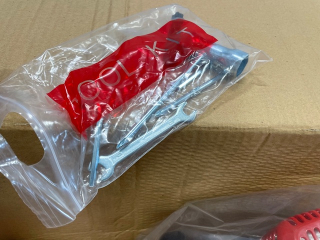 883274-5 Hedge trimmer petrol-powered 25.4 cc HT230