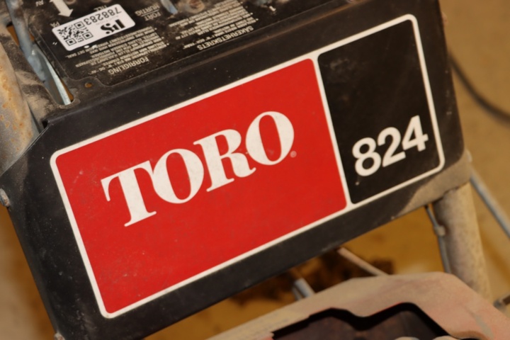 788283-5 Snow thrower Toro 824