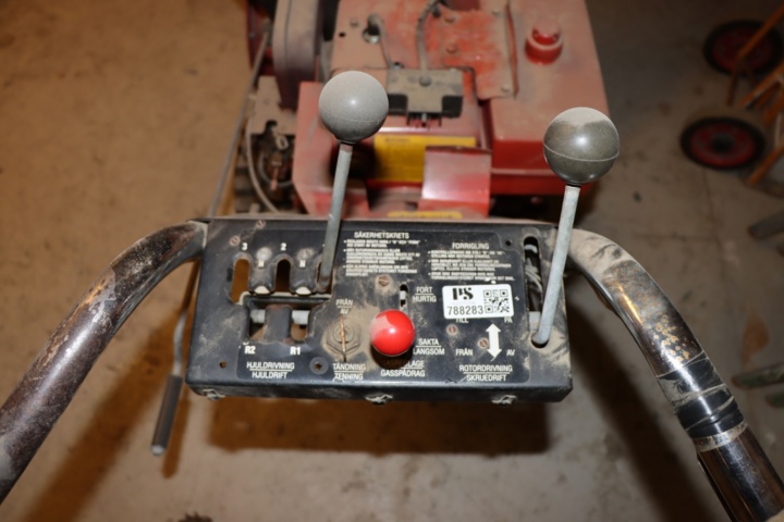 788283-8 Snow thrower Toro 824