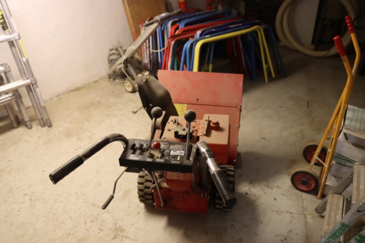 788283-9 Snow thrower Toro 824