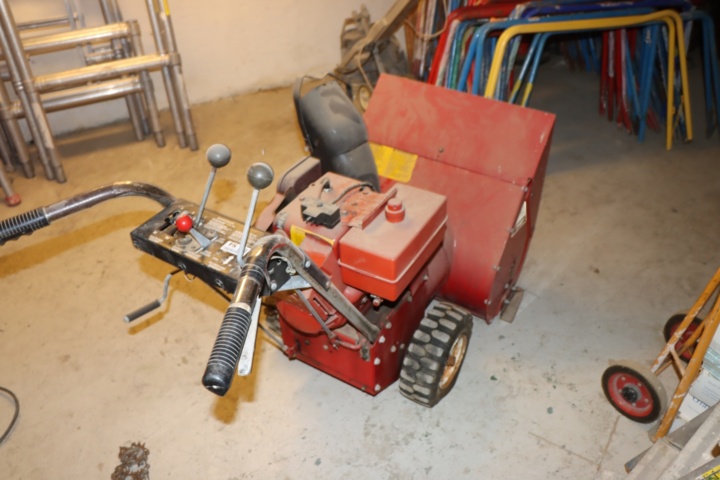 788283-10 Snow thrower Toro 824