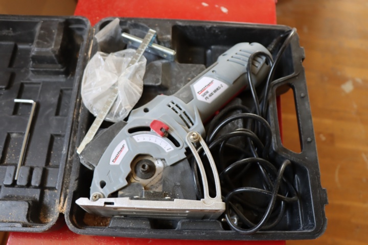 788264-4 Pattfield PE-600 MHKS-2 Circular Saw