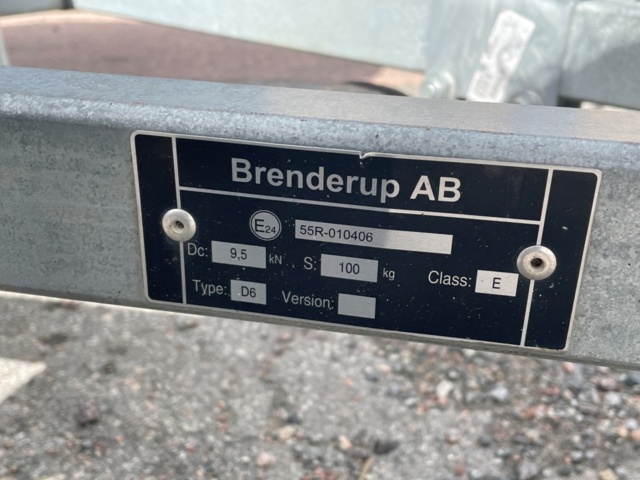 912382-14 Brenderup trailer with cover -2015