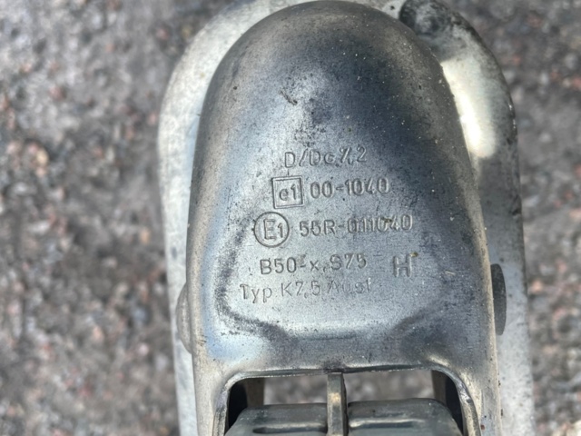 912382-17 Brenderup trailer with cover -2015