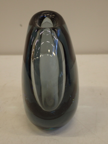 861795-3 Glass vases