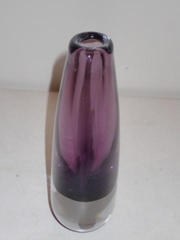 861795-8 Glass vases