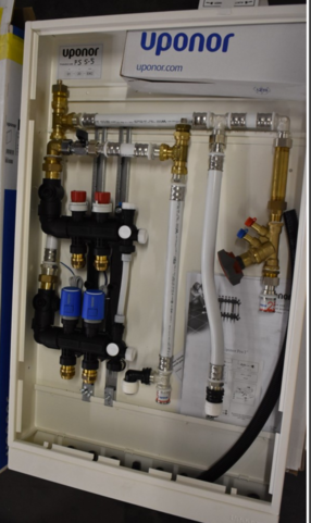919099-1 Komplett Uponor Vario fördelarskåp 550x850x108 mm för vattenburen golvvärme