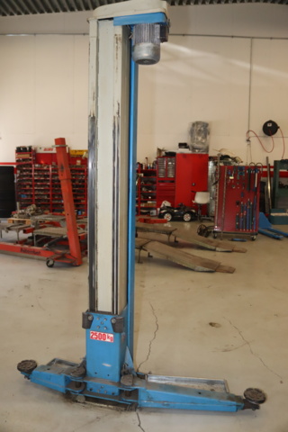 919154-4 2- pillar lift 2.5 tons