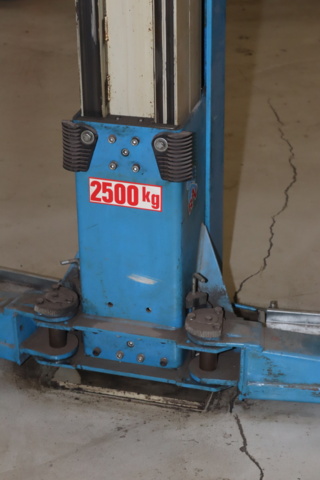 919154-5 2- pillar lift 2.5 tons