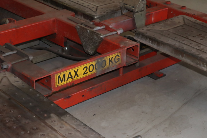 919155-7 Straight bench Autorobot, 2 tons lifting capacity