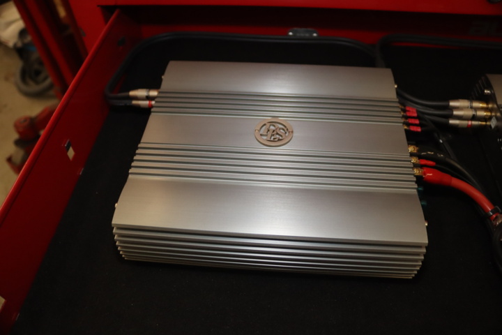 919159-6 Tool cabinet / stereo DLS