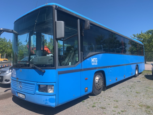 908186-1 Coach bus Mercedes-Benz O 550 - 1999 (repair object)