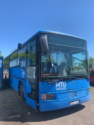 908186-8 Coach bus Mercedes-Benz O 550 - 1999 (repair object)