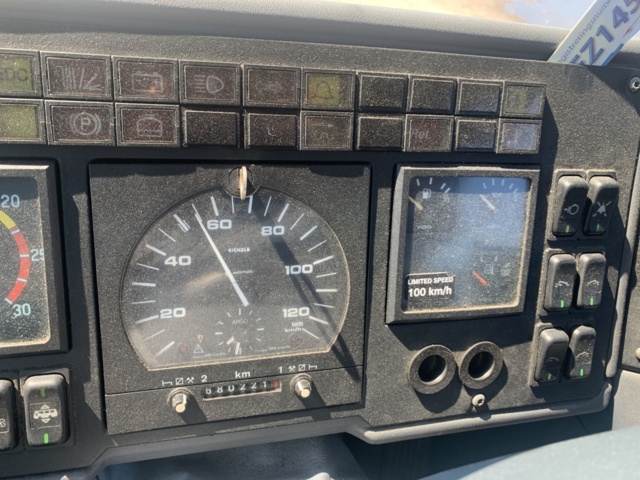 908186-19 Coach bus Mercedes-Benz O 550 - 1999 (repair object)