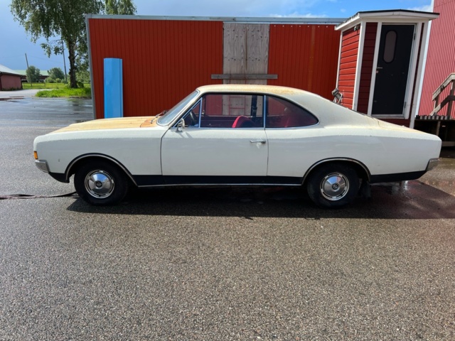 895648-2 Opel Rekord Coupé 1.9 S Manual 90hp - 1968 (repair item)