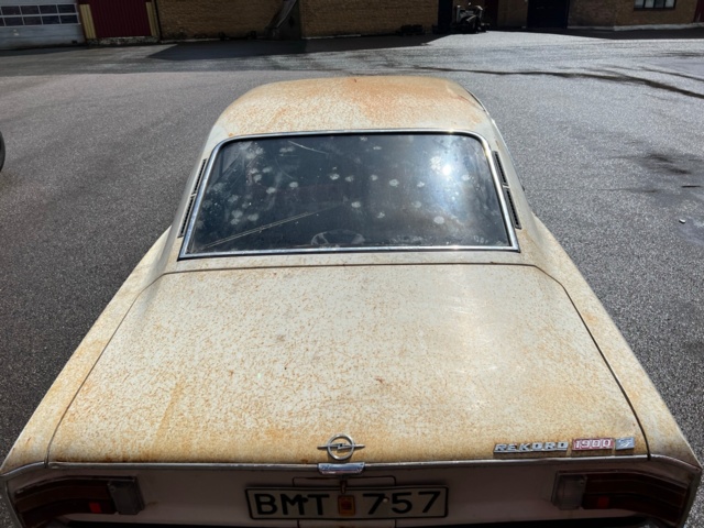 895648-24 Opel Rekord Coupé 1.9 S Manual 90hp - 1968 (repair item)