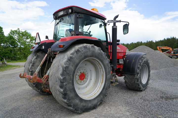 919363-8 McCormick XTX 200 E - 2006