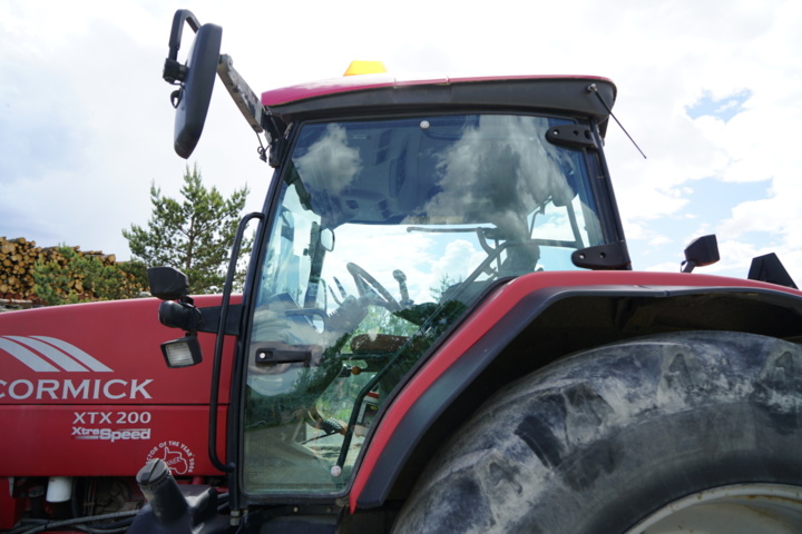 919363-32 McCormick XTX 200 E - 2006