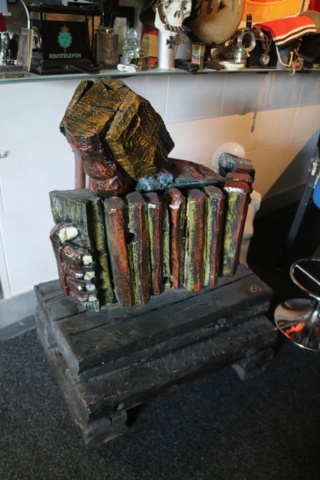 886758-1 Accordion sculpture by Calle Örnemark