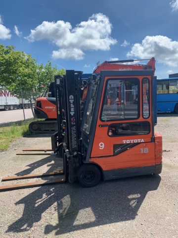 908193-2 Counterbalance truck Toyota Atlet repair item