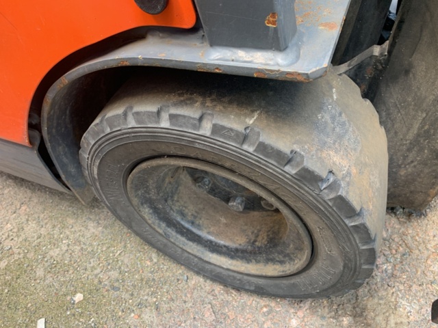 908193-8 Counterbalance truck Toyota Atlet repair item